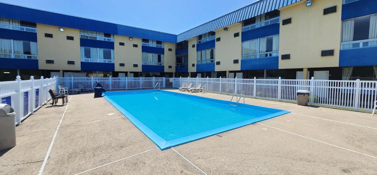 Days Inn By Wyndham Fort Wright Cincinnati Area Exteriér fotografie