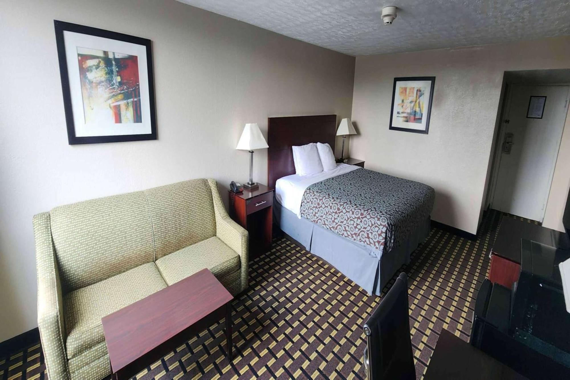 Days Inn By Wyndham Fort Wright Cincinnati Area Exteriér fotografie